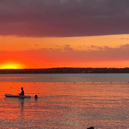 公寓 Santa Marina Sun&sea Haven *