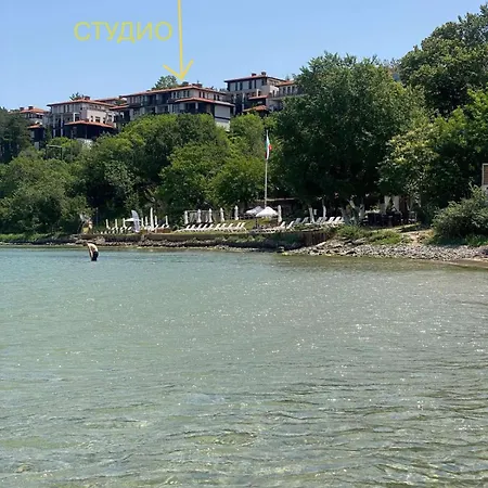 Santa Marina Sun&sea Haven 公寓 *