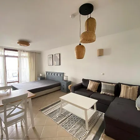 Santa Marina Sun&sea Haven 公寓