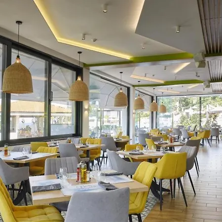 公寓 Santa Marina Sun&sea Haven *